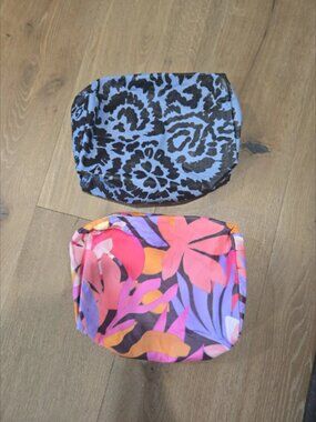 Set of 2 Ripskirt Makeup Toiletry Bags